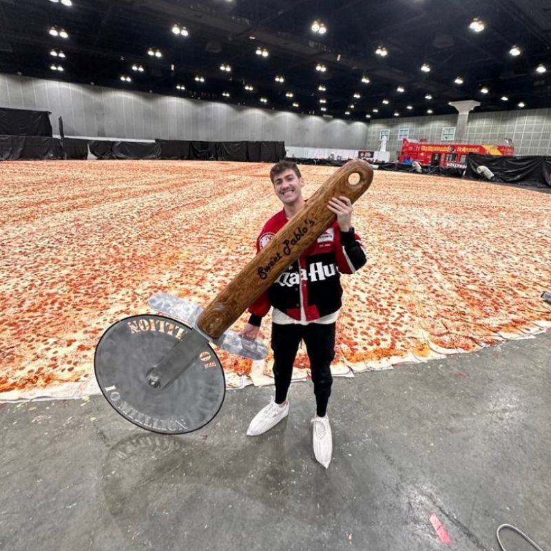 World’s largest pizza and other record-breaking dishes