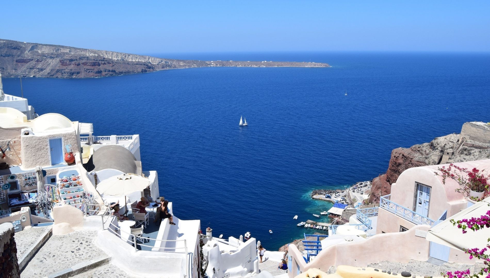 Most romantic places in the world: Santorini