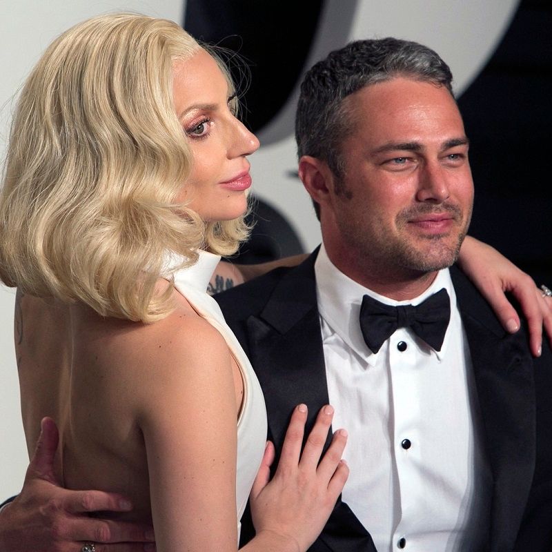 12 celebrities who got engaged or married on Valentine’s Day