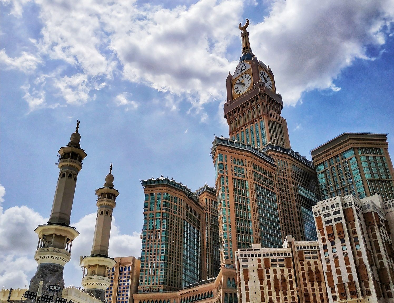 Abraj al Bait - Expensive buildings in the world
