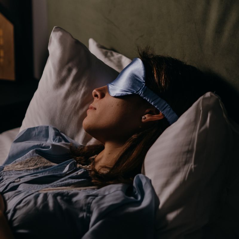 7 benefits of sleeping with an eye mask, according to a derm and a sleep coach