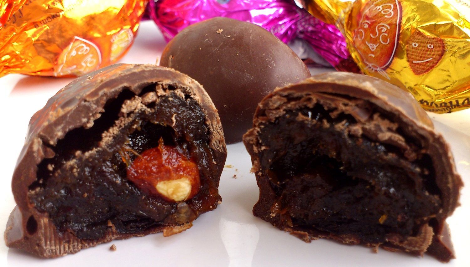 Here's how to prevent bone loss by eating prunes