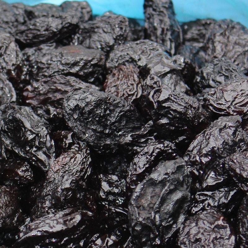 Here’s how to prevent bone loss by eating prunes