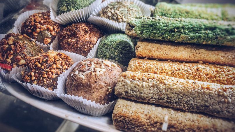 Mediterranean diet: Seeds and breads