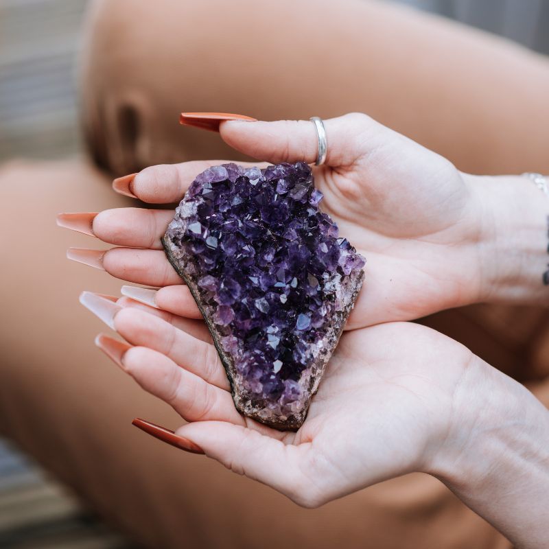 Lucky birthstone for April born according to Chinese zodiac