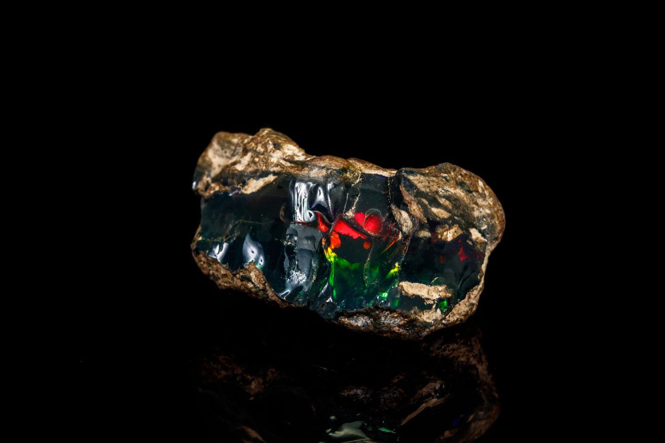 6 precious gemstones that are rarer than diamonds