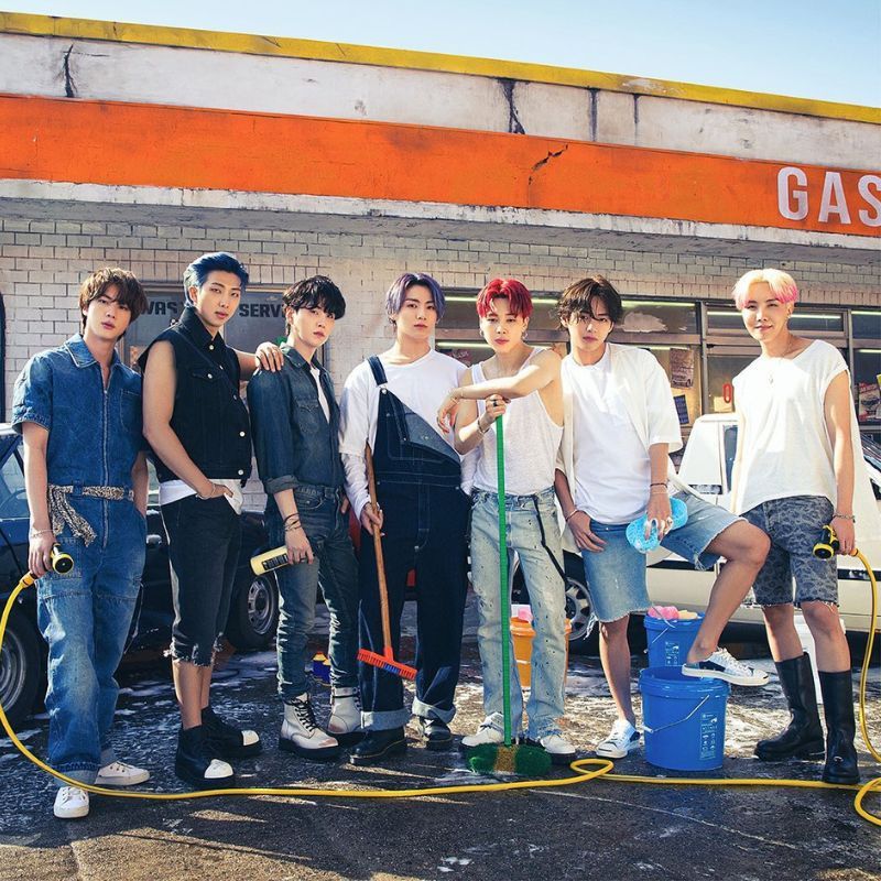 Find out which popular K-pop idols share their zodiac sign with you!