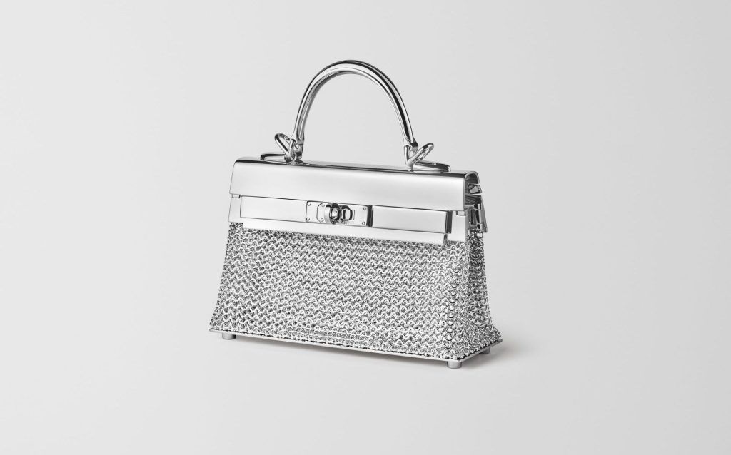 The Hermès Kellymorphose jewellery collection pays homage to the iconic Kelly bag