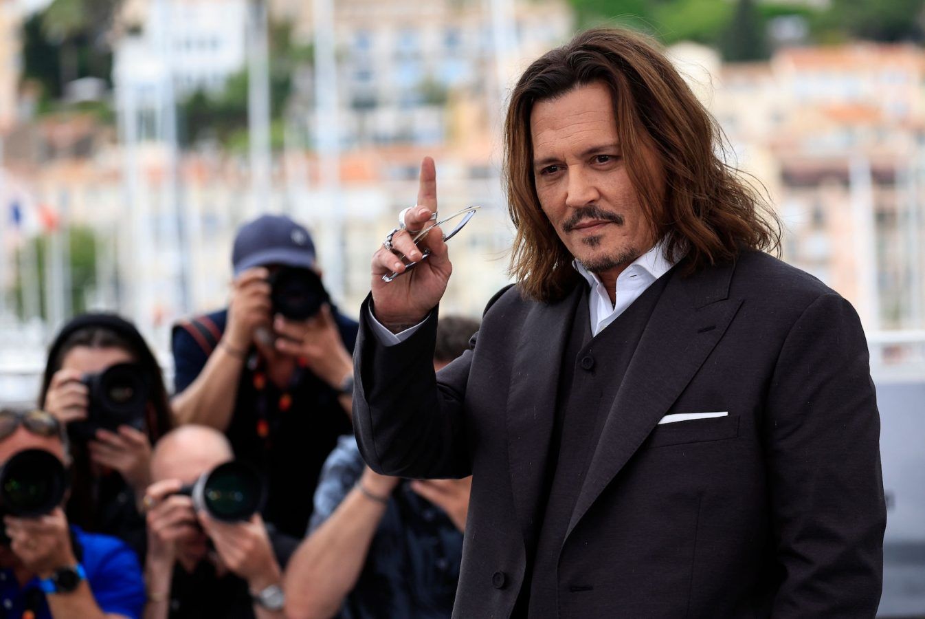 Festival de Cannes começa com Johnny Depp como Luís XV