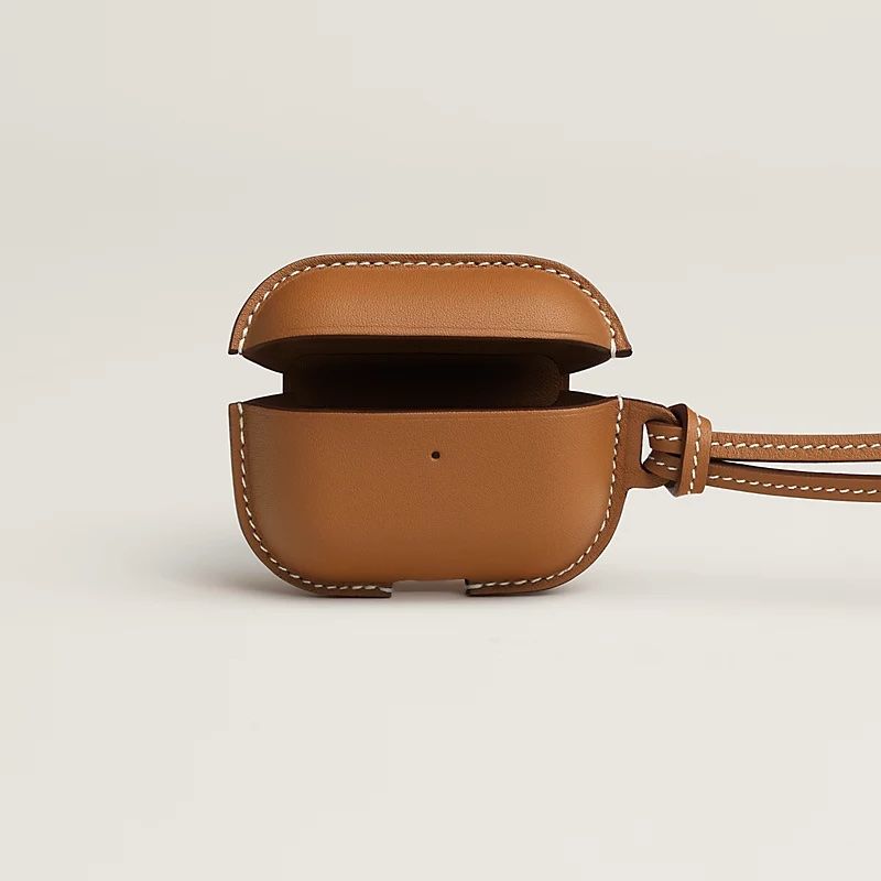【値下げ】HERMÈS AirPods Pro 用ケース ゴールド Hermès AirPods Pro case comes for HK$7,500
