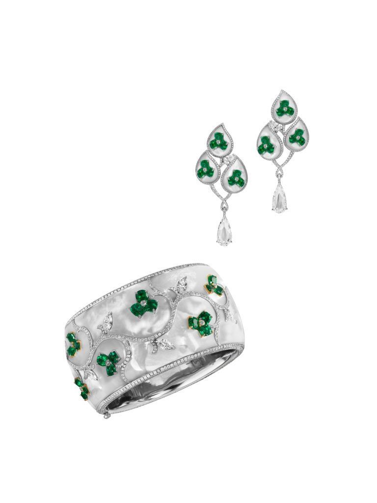 Boghossian cuff and earrings inlaid with emeralds