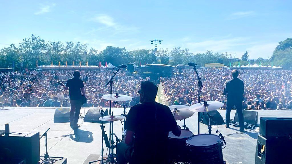 All about Dogstar, the band with which Keanu Reeves reunites