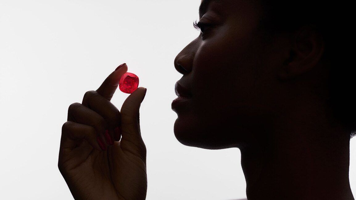 Sotheby’s 55.22-carat “Estrela de Fura” ruby just sold for $34.8 million USD