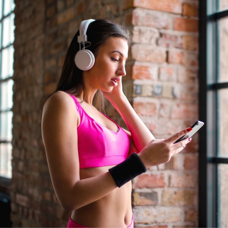 Best workout tracks on Spotify to spruce up your fitness routine!