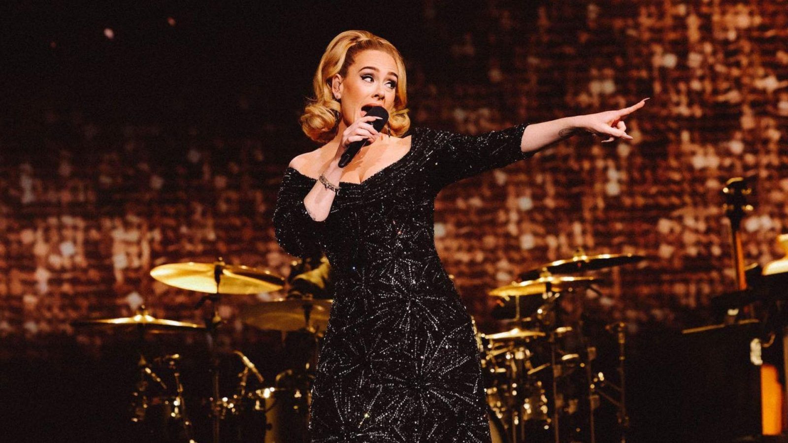 Adele net worth in 2023 Albums, tours and expensive things she owns