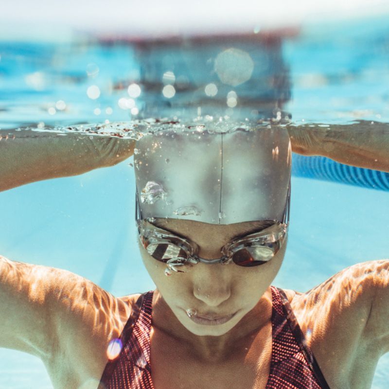 Swim your weight away: Benefits of including this activity in your fitness routine