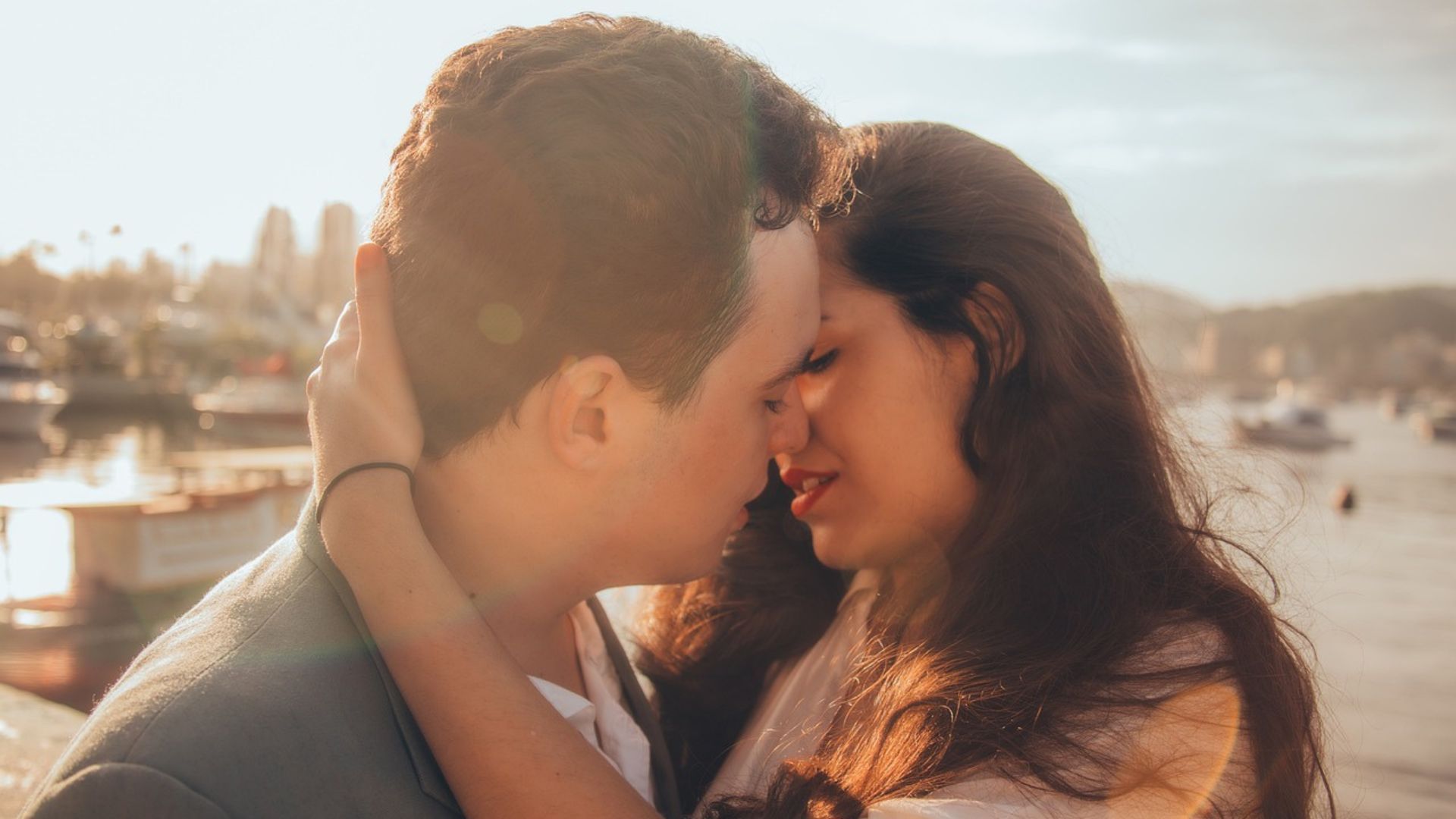 Which Zodiac Sign Is The Best Kisser According To Astrology? Find Out