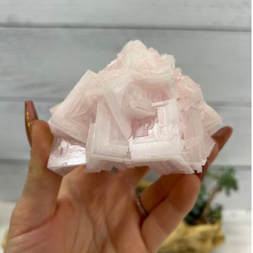 Nicx Rocx розовый галитовый кристалл