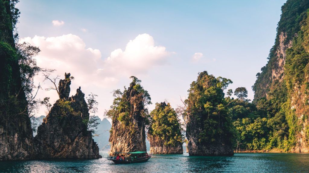 Thailand announces temporary visa exemption for travellers from China and Kazakhstan