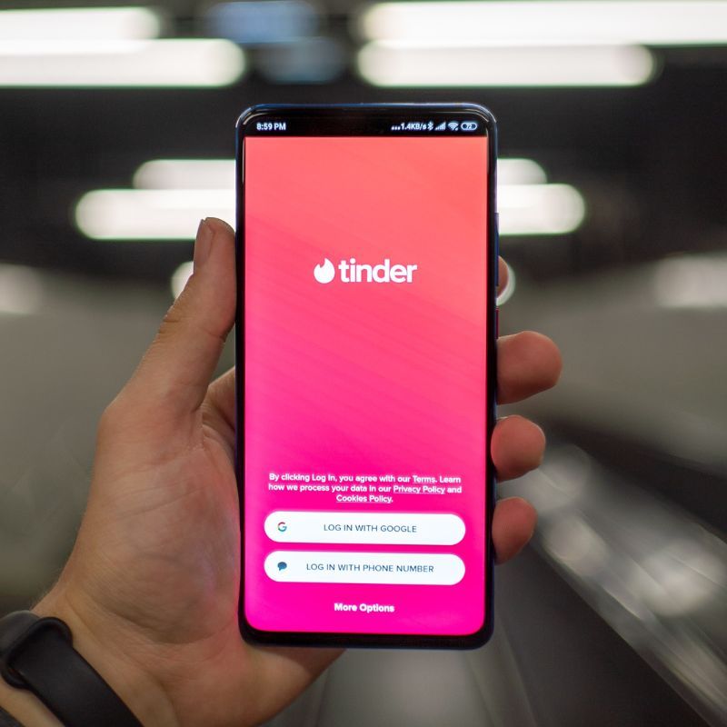 Tinder’s new subscription policy will help you find love at USD 500 per month!