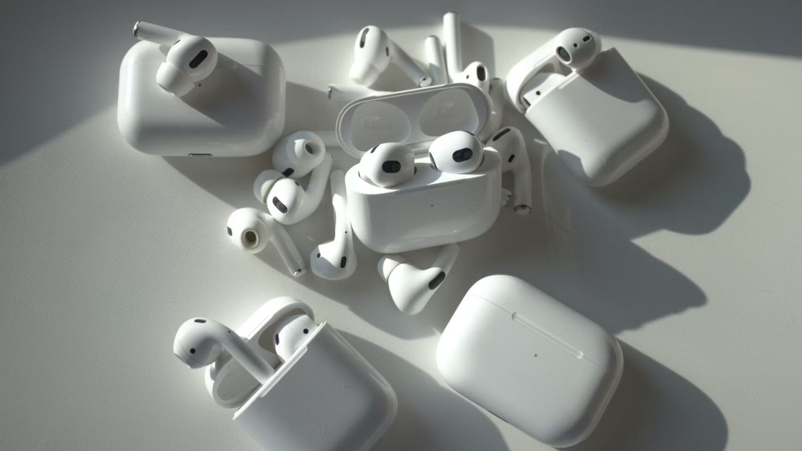 airpods 4 vs airpods 4 anc difference