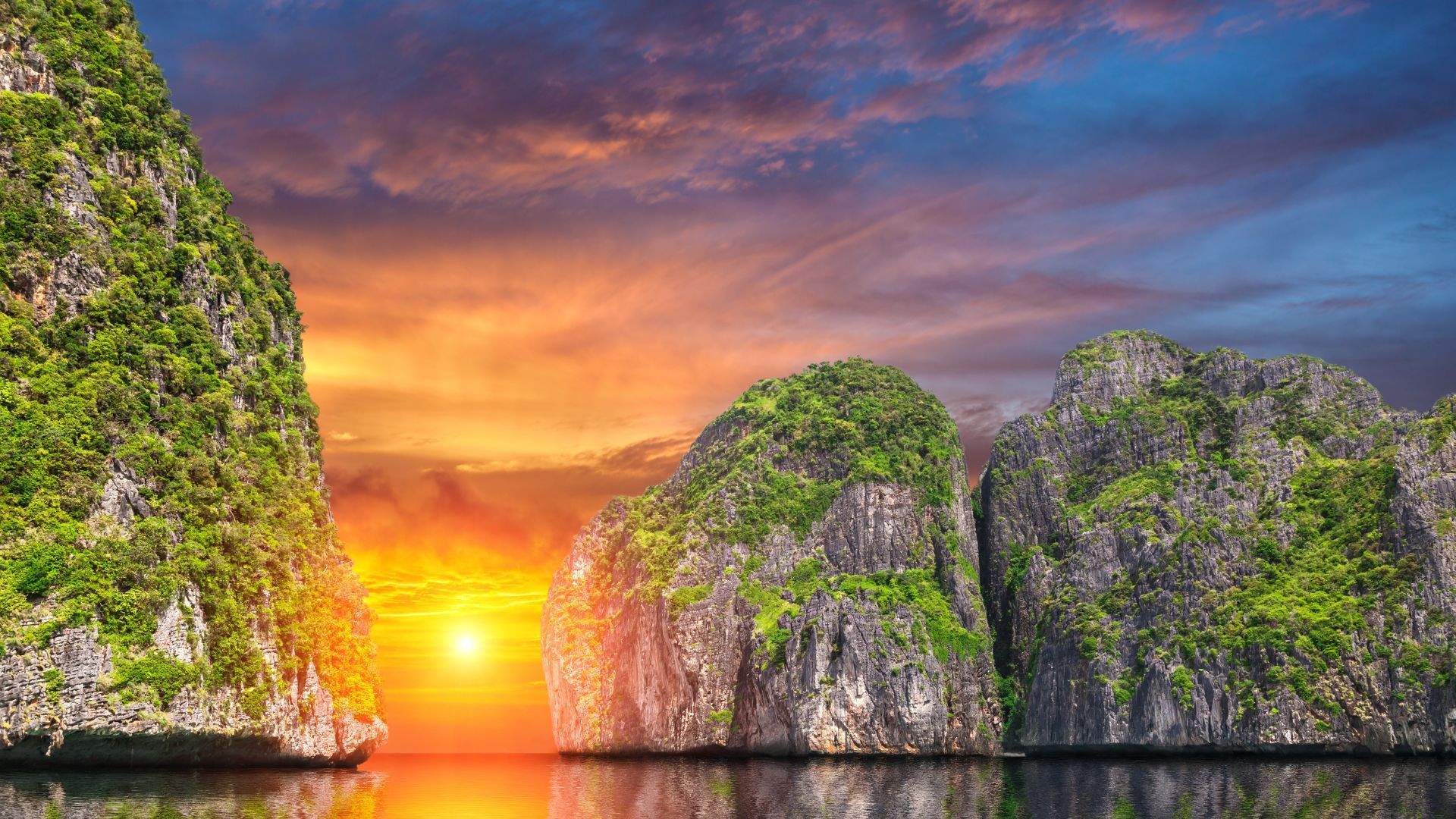 From Lofoten Islands to Kenya: World’s most breathtaking sunset locations