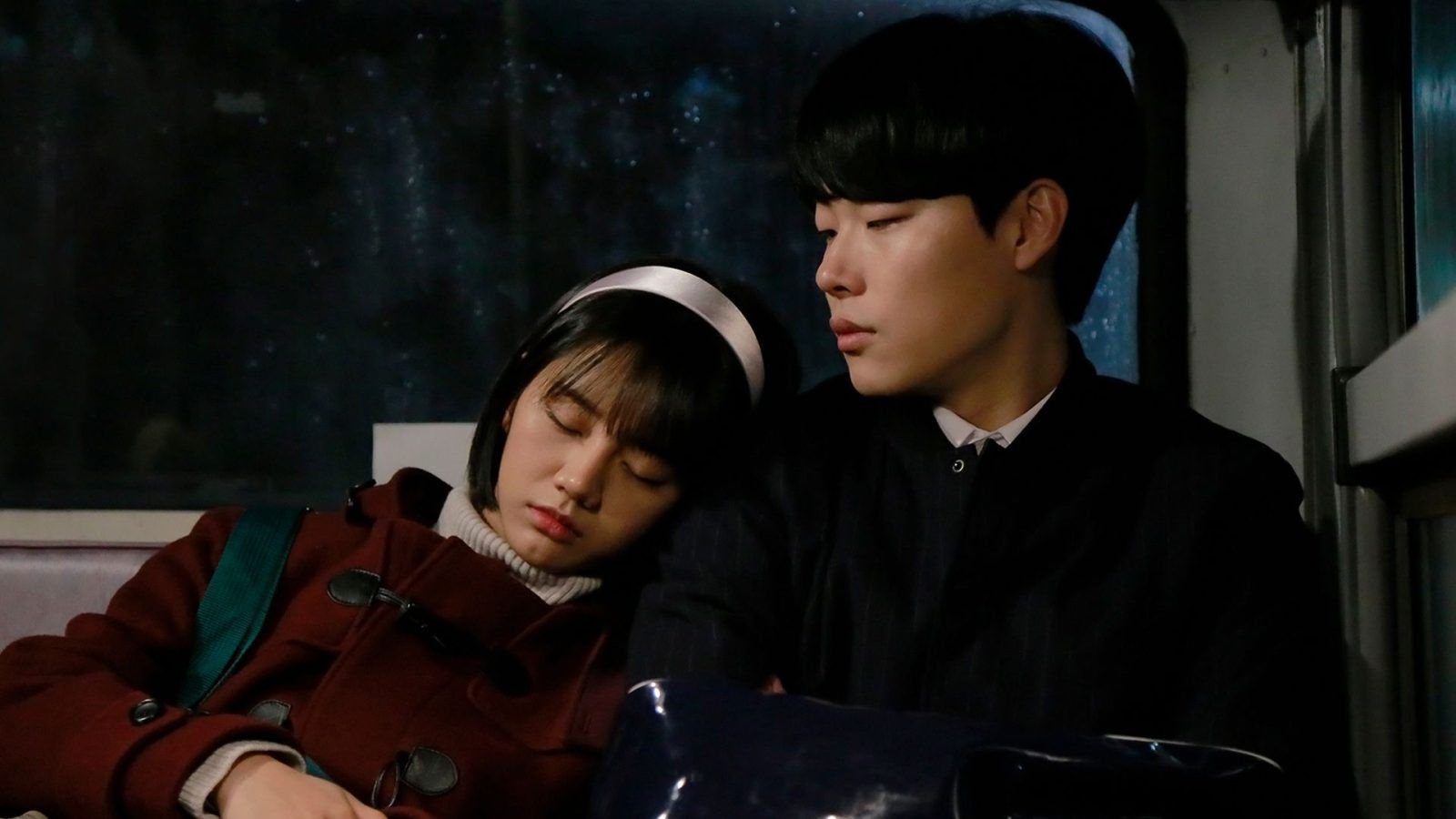 Reply 1988' co-stars Hyeri and Ryu Jun-yeol end their six-year relationship