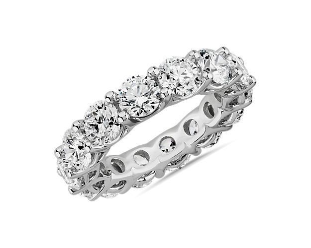 Blue Nile diamond ring with lab grown diamonds