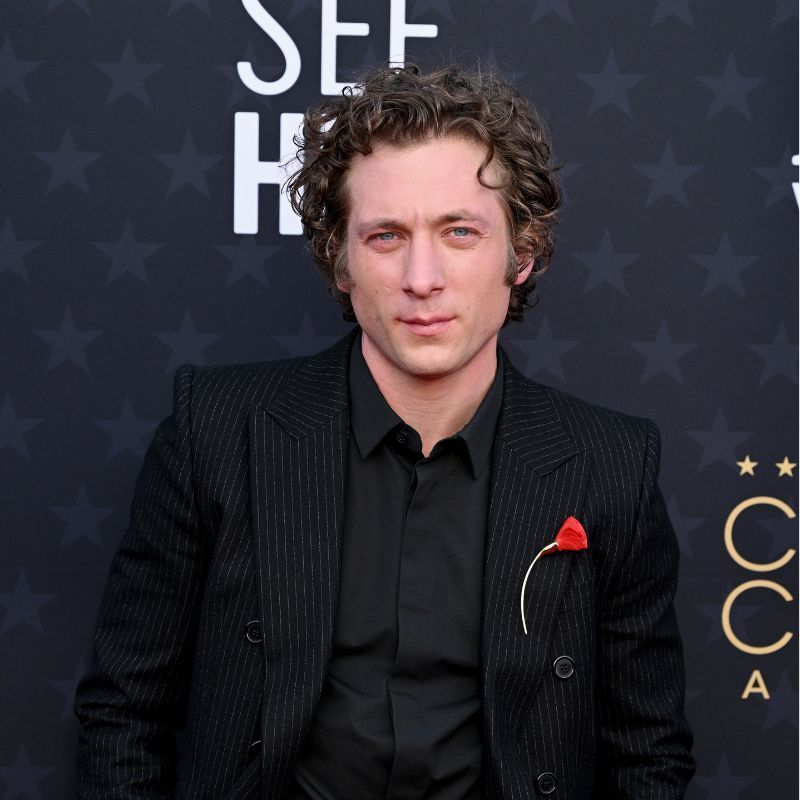 Jeremy Allen White’s dating history and relationship timeline with musician girlfriend Rosalía