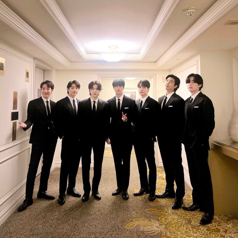 Luxury with every step: BTS members’ expensive luxury shoe collections