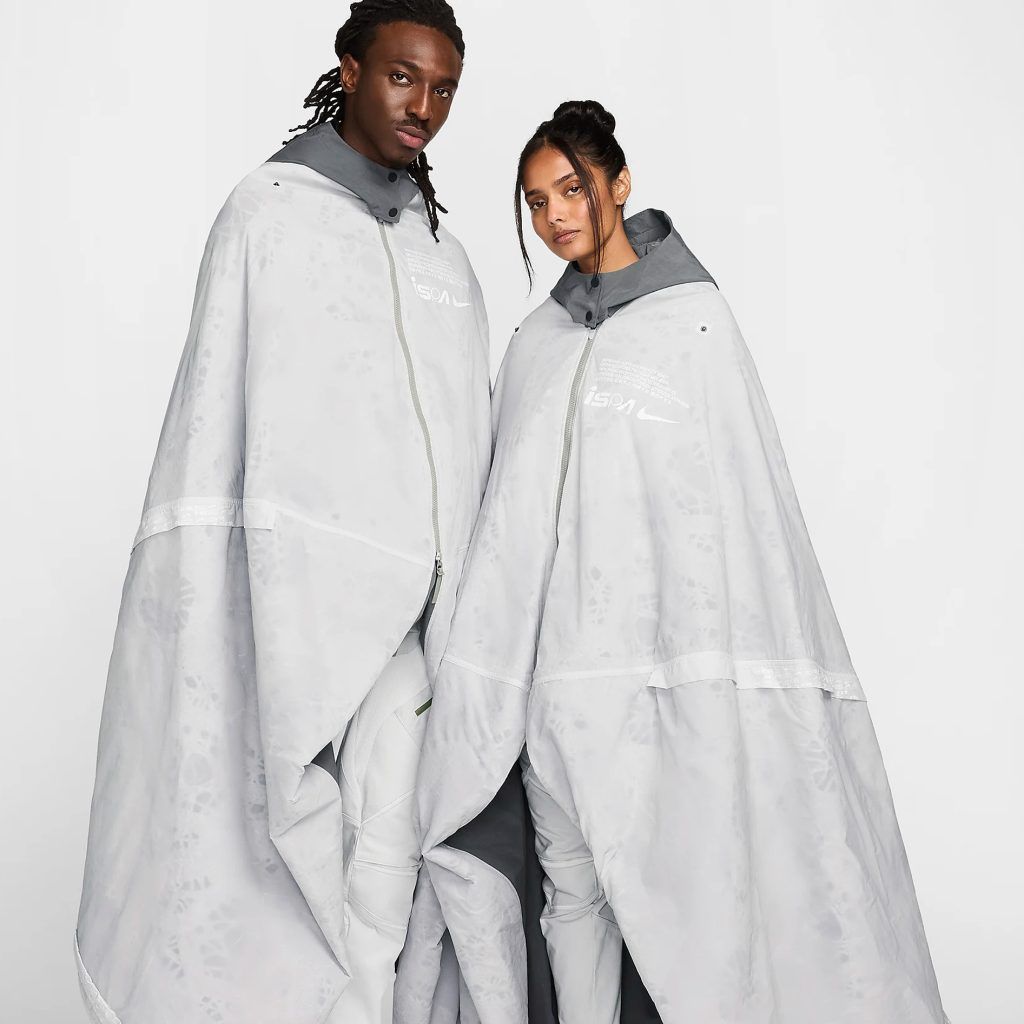 Nike’s ISPA Metamorph Poncho transforms into a tent