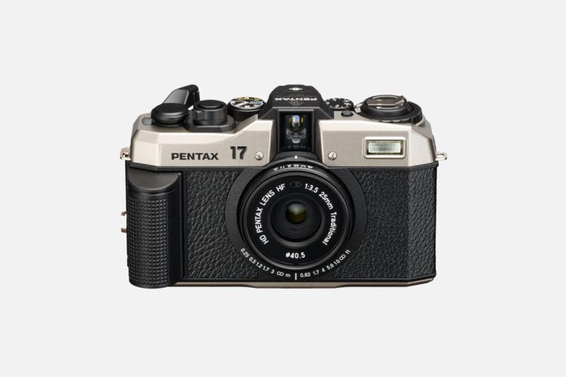 Pentax 17