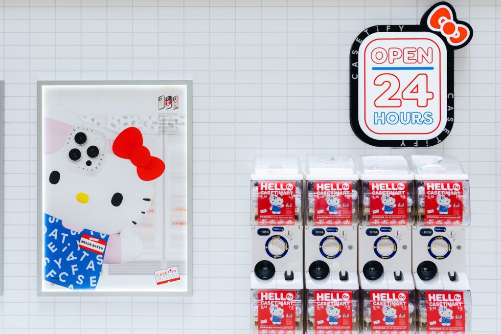 ゆうゆ箱付き castify×ハローキティコラボ ハローキティY2K ミニステッカー 別の生命体だから。 サンリオ