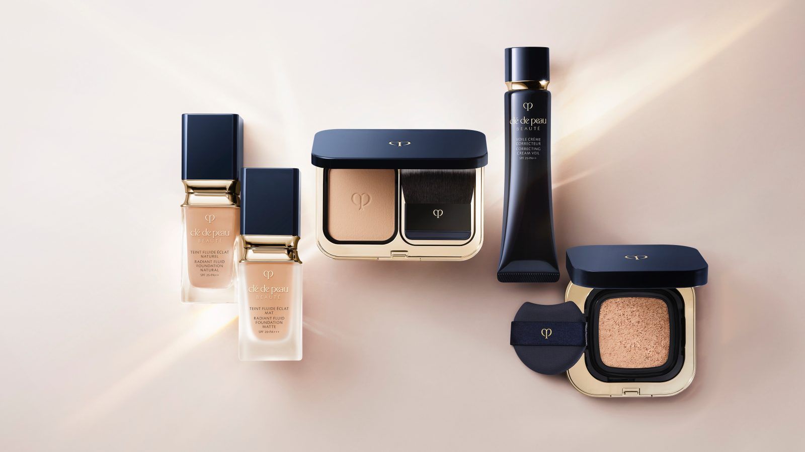 Clé de Peau Beauté takes a revolutionary step with the new Radiant Powder Foundation