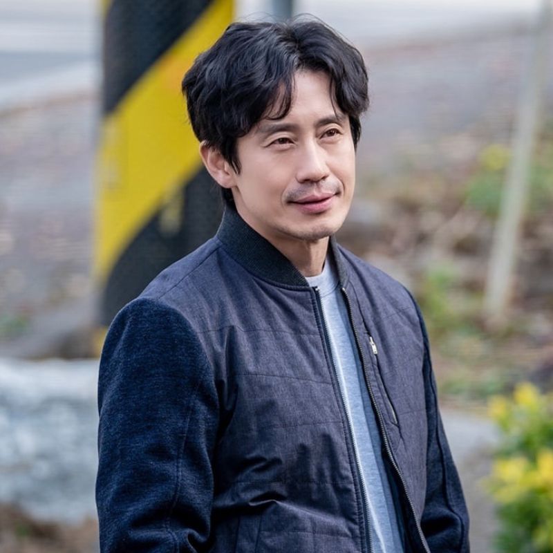 Award-winning movies and TV shows starring stellar Korean actor Shin Ha-kyun