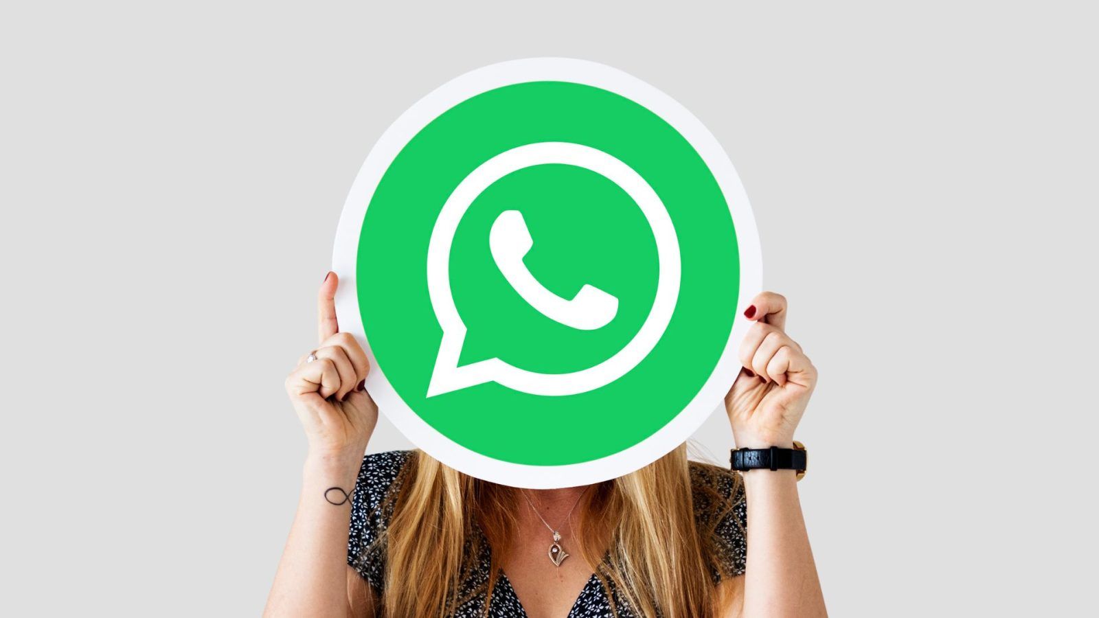 Does WhatsApp notify when you screenshot someone’s status or chat? Find out here