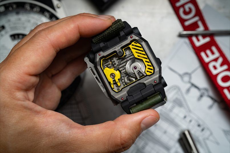 URWERK EMC SR-71