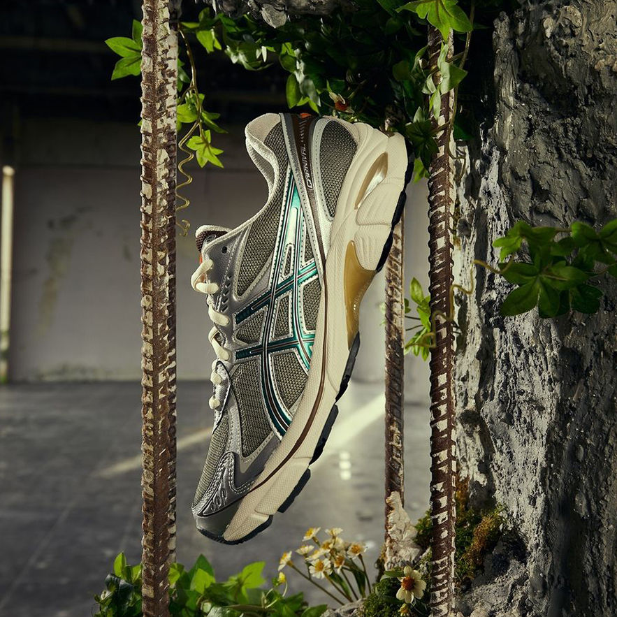 Carnival’s new ASICS GT-2160 are in full bloom