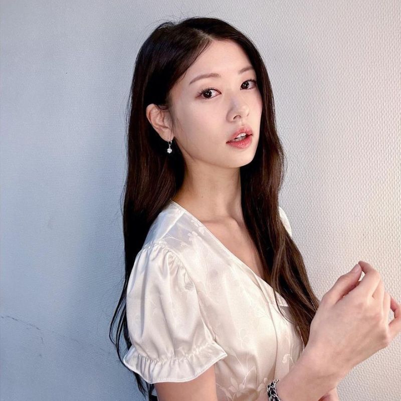 Is the ‘Love Next Door’ star Jung So-min in a relationship? Check out her dating history
