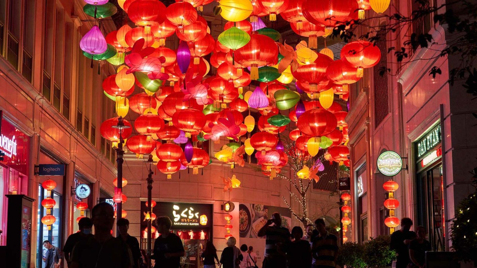 Mid-Autumn Festival in Hong Kong: Traditions, lanterns and mooncakes