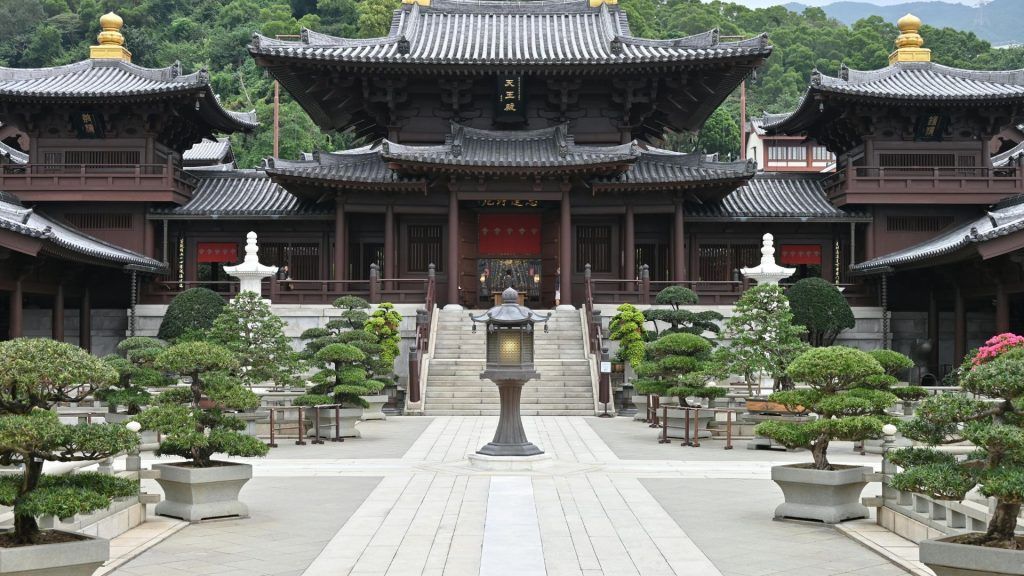 These stunning temples in Hong Kong will leave you spellbound