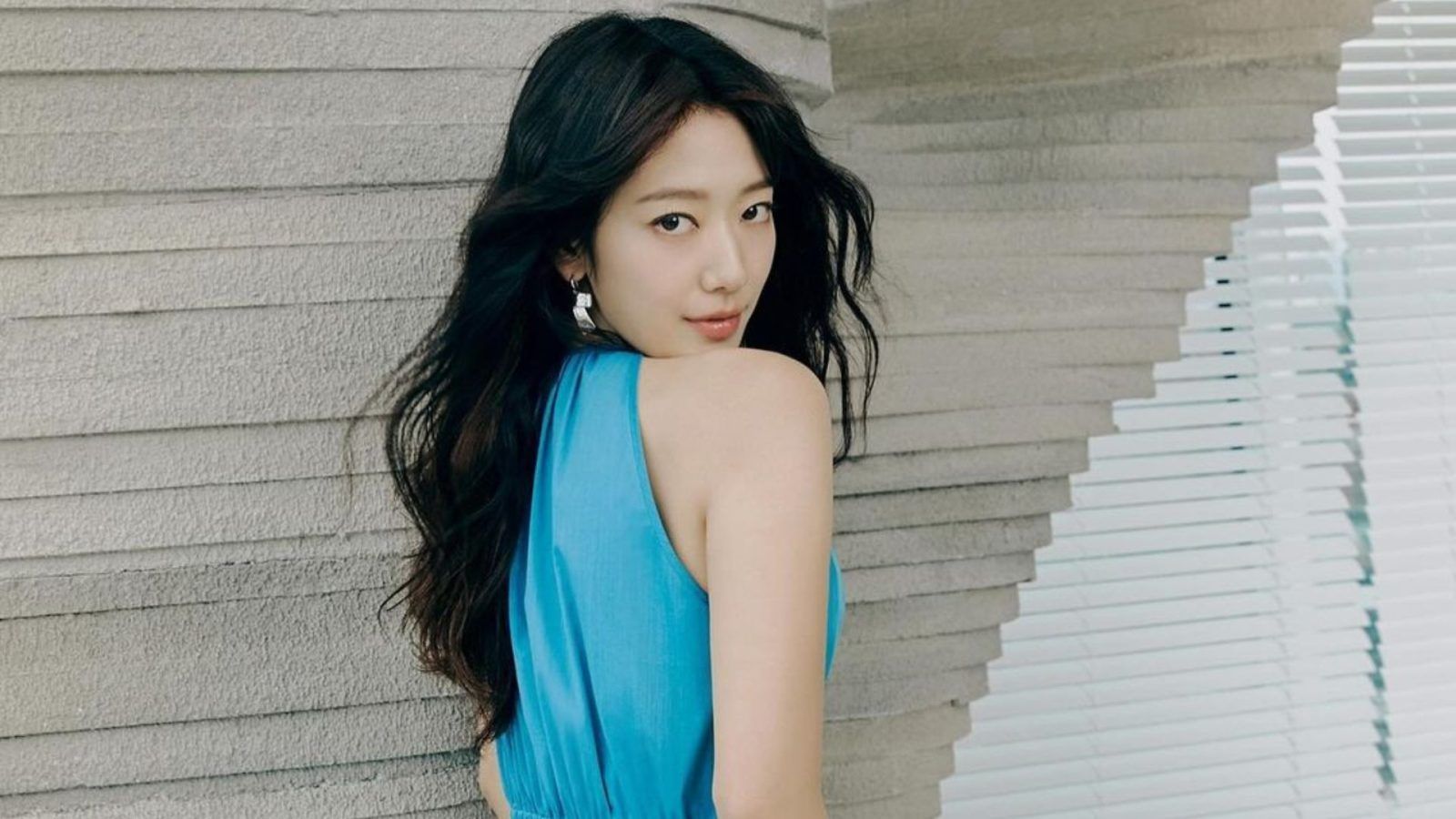 Diving into Park Shin-hye’s skincare rituals and beauty tips for youthful glow