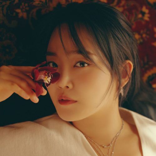 Singer Younha on her latest album and 20th debut anniversary: “I feel brand new”