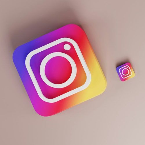 Want to add multiple pictures to your Instagram story? Here are three easy ways to do this