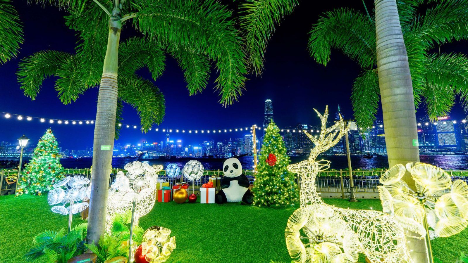 hong-kong-events-december-2024-aia-carnival-winterfest-panda-go
