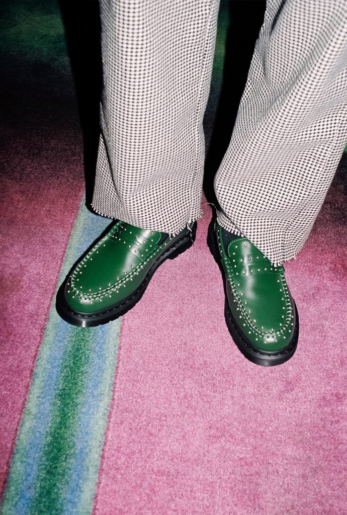 靴 Supreme Dr.Martens Studded Penton Loafer Dr. Martens Studded Penton Loafer Supreme Red Men's