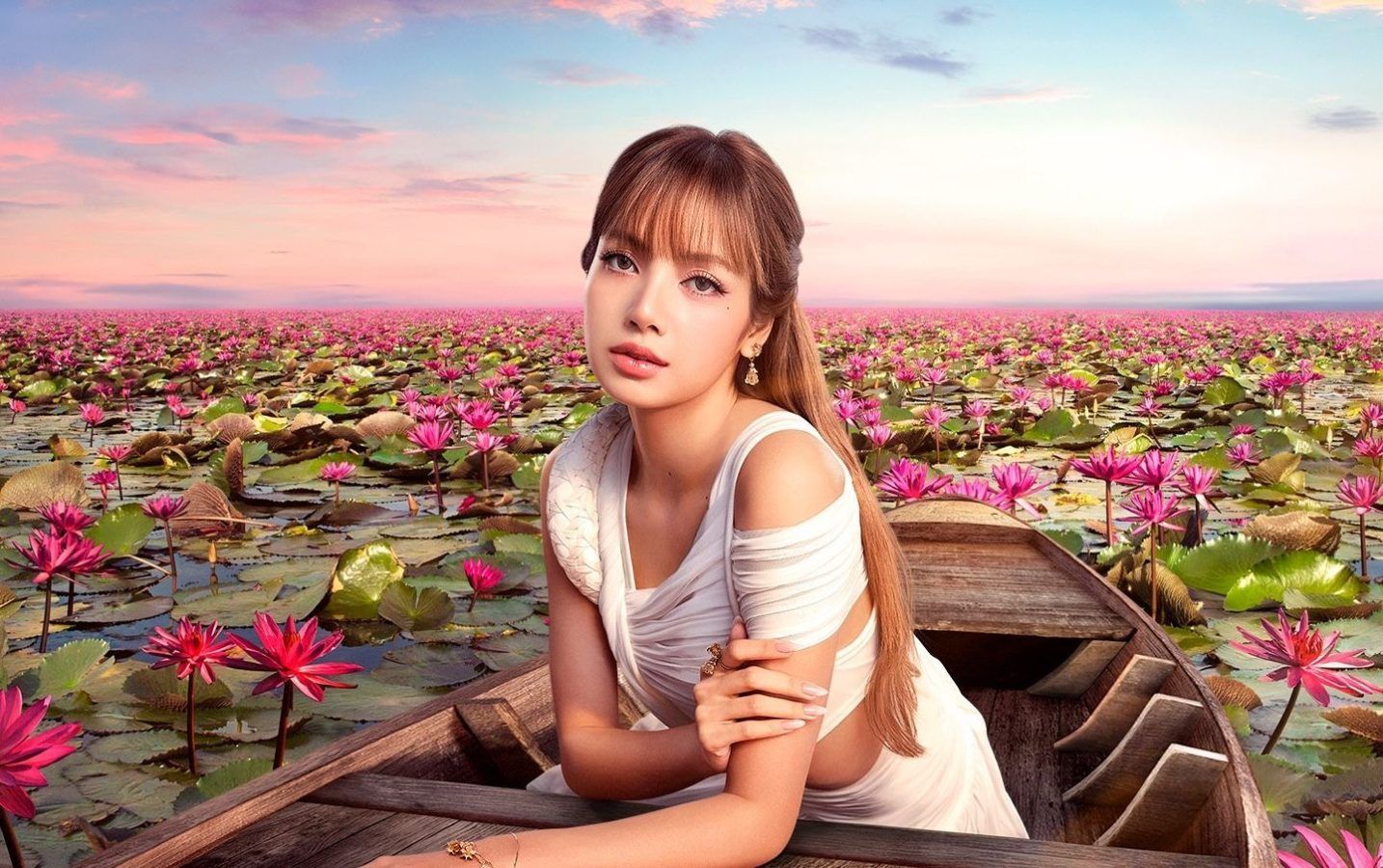 How to visit Red Lotus Sea seen in Lisa's Thailand campaign - LSA HK