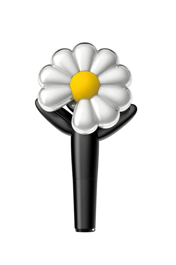 G-Dragon Little Daisy Pop-Up Blooms Over at Cullinan Sky Mall