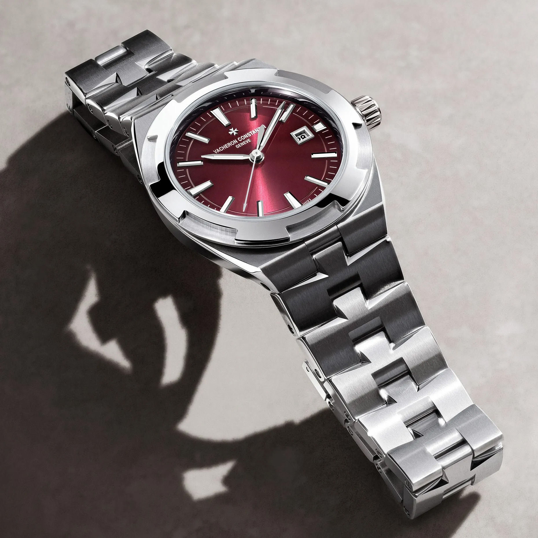 Vacheron Constantin Refines the Overseas in a 34.5mm Case