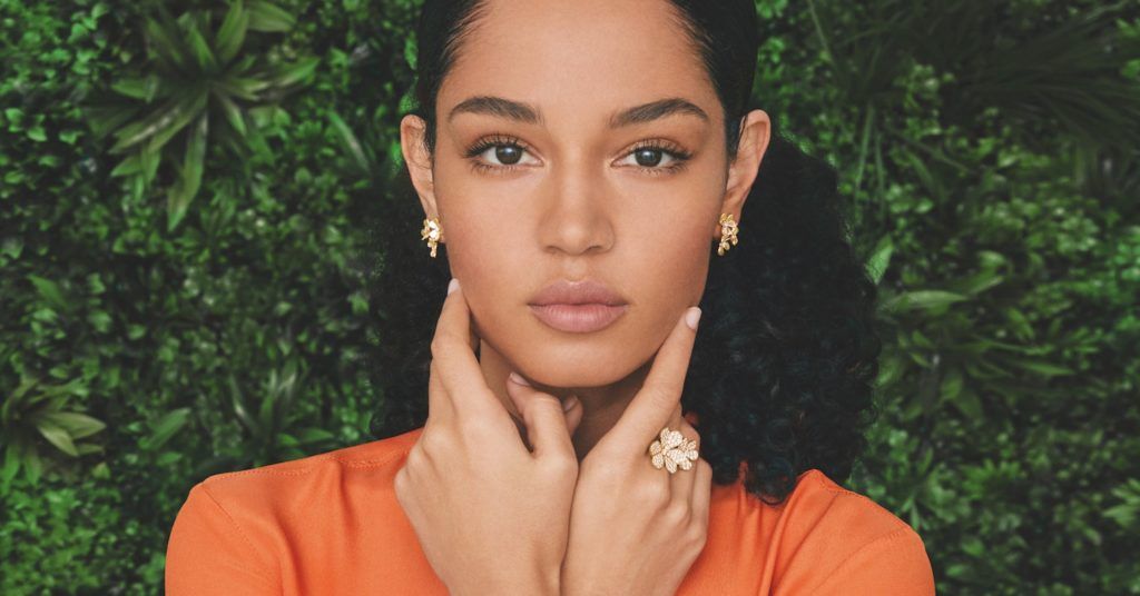 The new Van Cleef & Arpels Frivole collection celebrates the beauty of spring